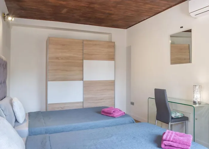 Modern Close To Fontanilla Villa *