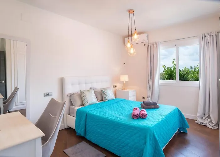 Modern Close To Fontanilla Villa