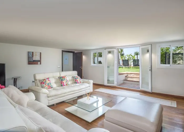 Modern Close To Fontanilla Villa