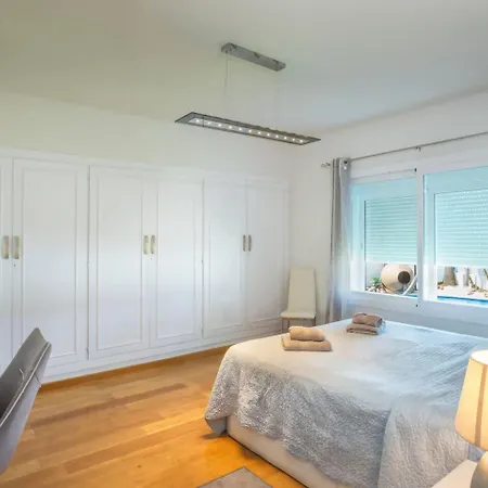 Villa Jazz With 7 Bedrooms, Close To Fontanilla Beach In Marbella *