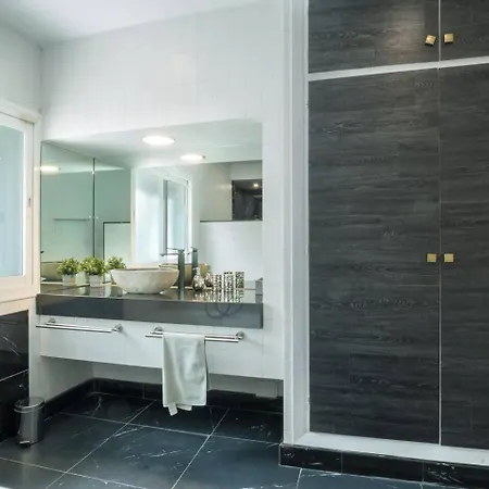 Villa Jazz With 7 Bedrooms, Close To Fontanilla Beach In Marbella Villa Marbella