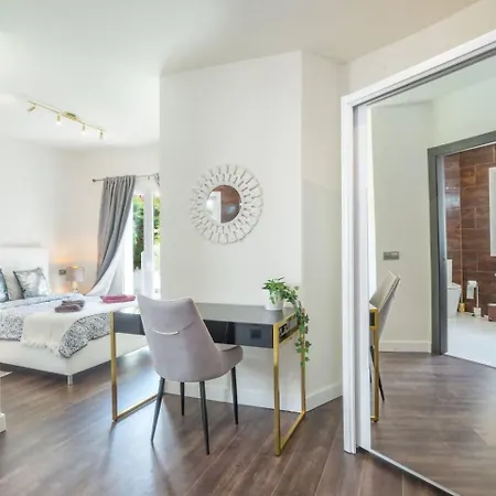 Villa Jazz With 7 Bedrooms, Close To Fontanilla Beach In Marbella Villa Marbella