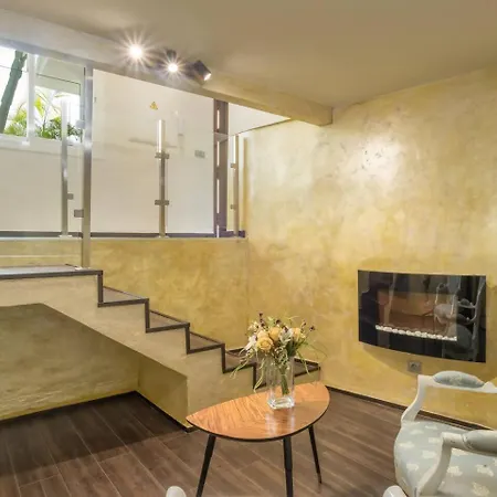 Villa Jazz With 7 Bedrooms, Close To Fontanilla Beach In Marbella