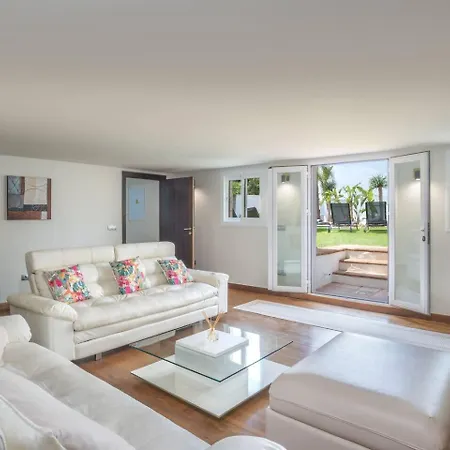 Villa Jazz With 7 Bedrooms, Close To Fontanilla Beach In Marbella Villa