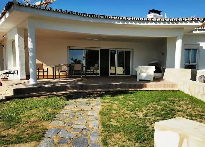 Modern Close To Fontanilla