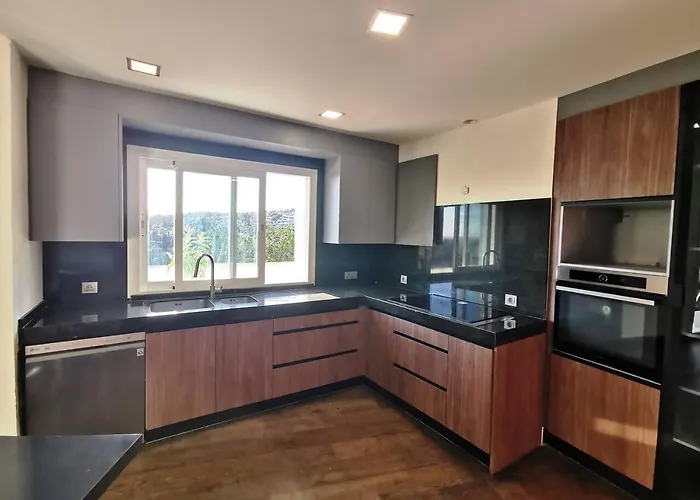 Modern Close To Fontanilla